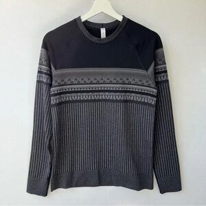 Lululemon Restless Pullover in Titanium black